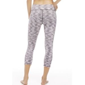 Capri Leggings